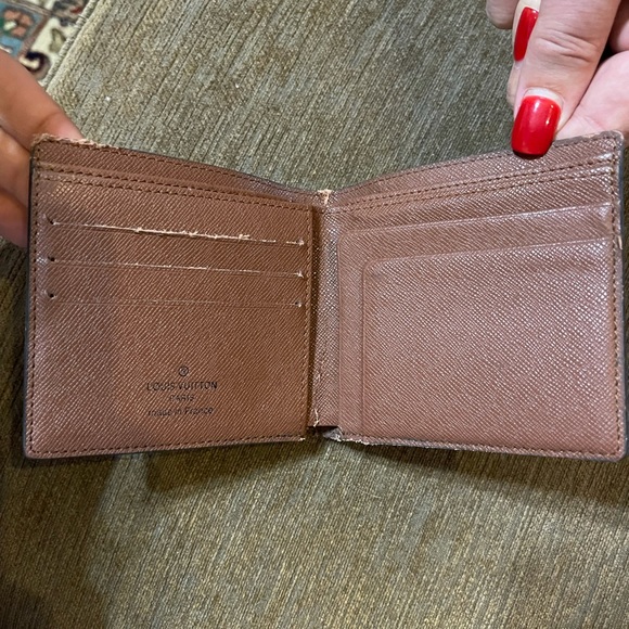 Wallet - Picture 5 of 6